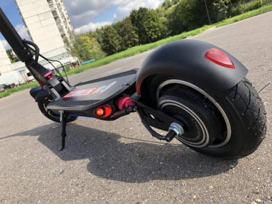 Электросамокат Currus R9